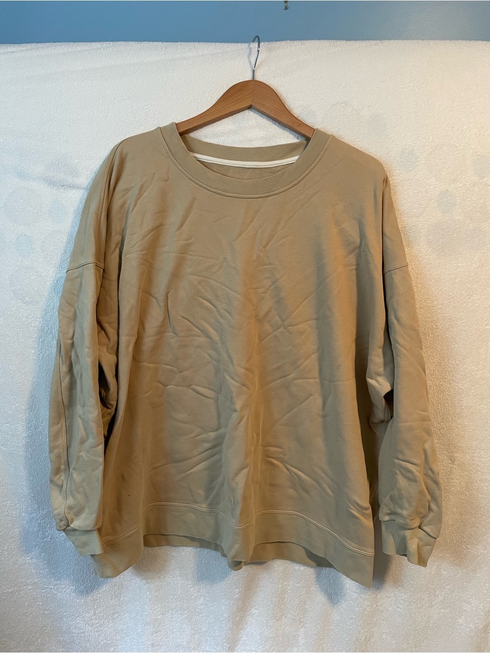 Lululemon Men's Crewneck Sweatshirt in Tan